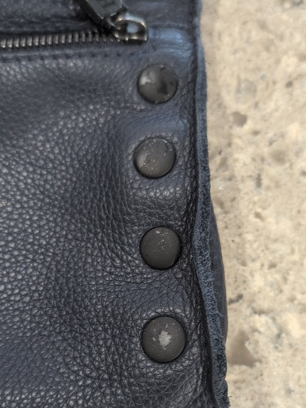 Hammit Tony Small In Navy Blue With Black Rivets - Picture 6 of 7